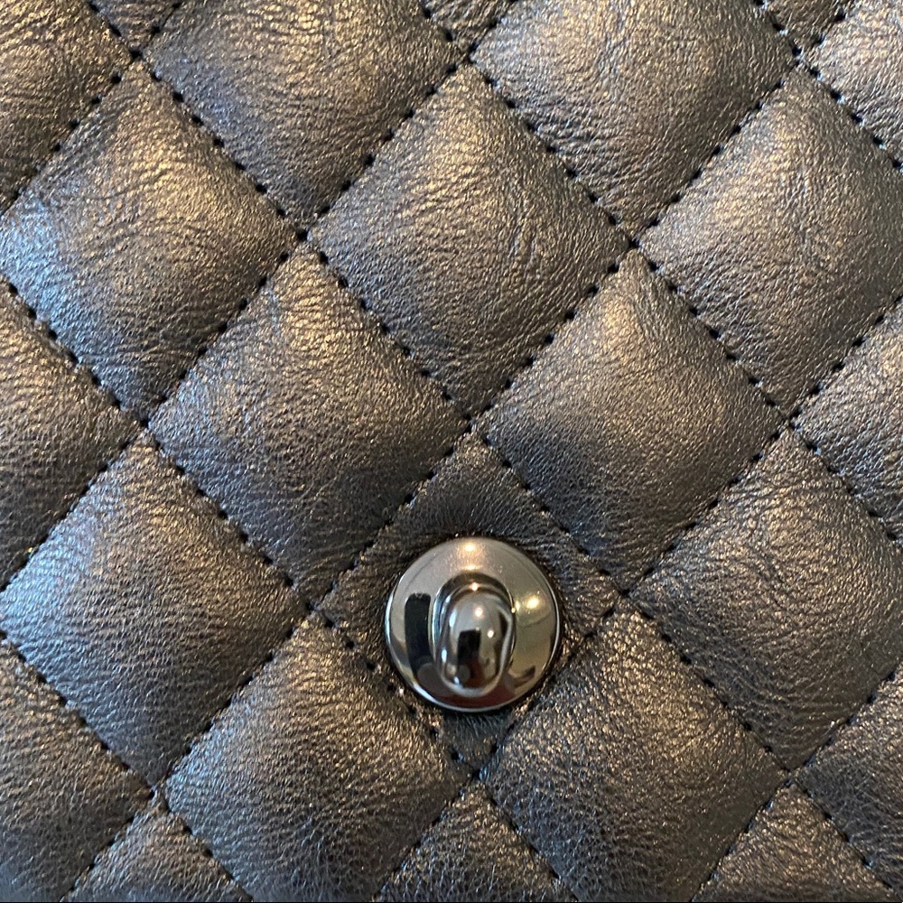 Authentic Chanel So Black Mini square. - Picture 4 of 13